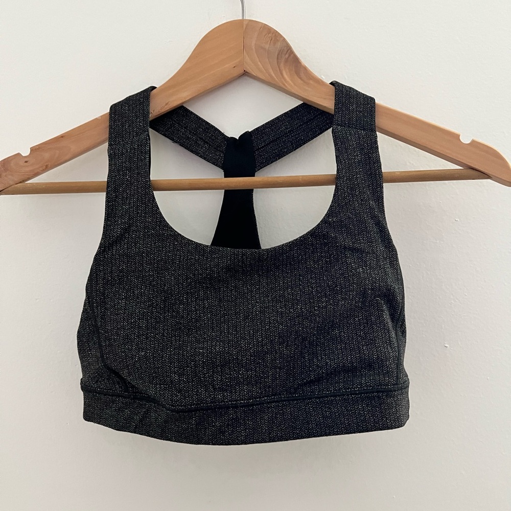 Lululemon Women’s Gray Sports Bra